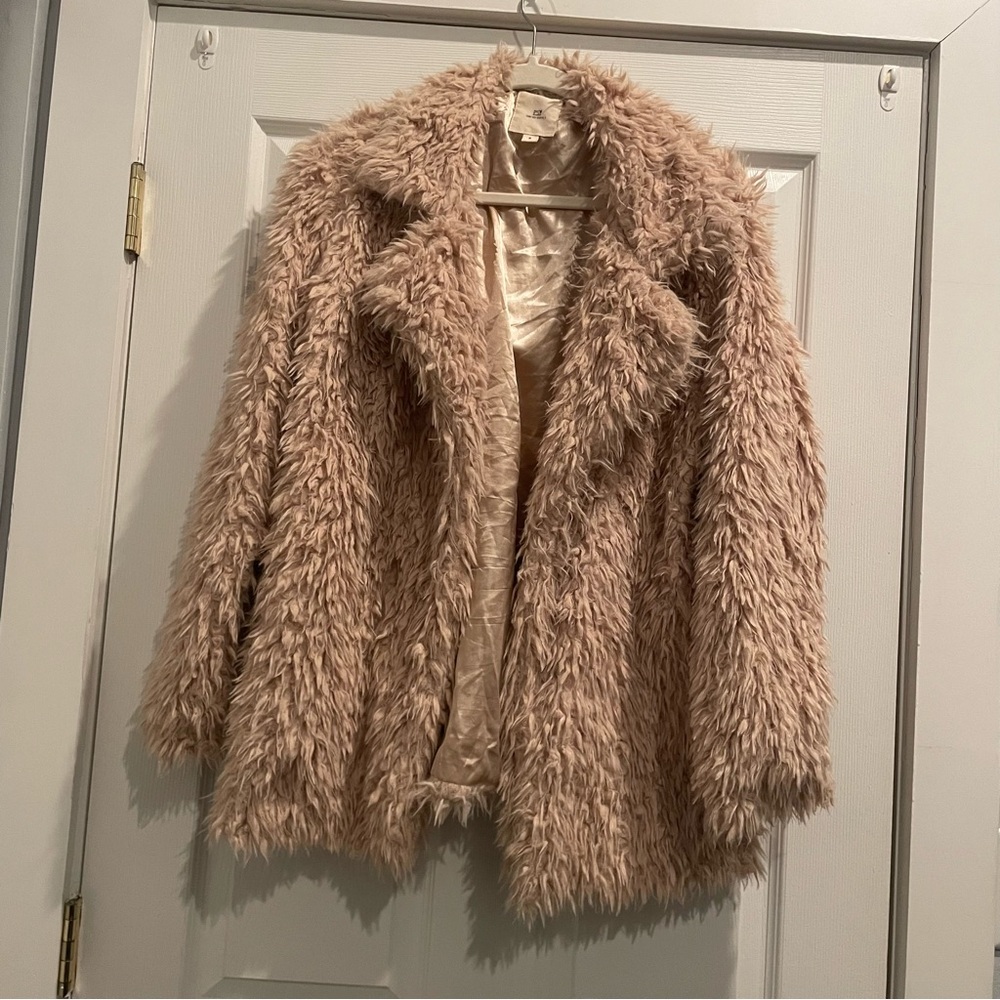 Women's Faux Fur Coat - Tan & Gold